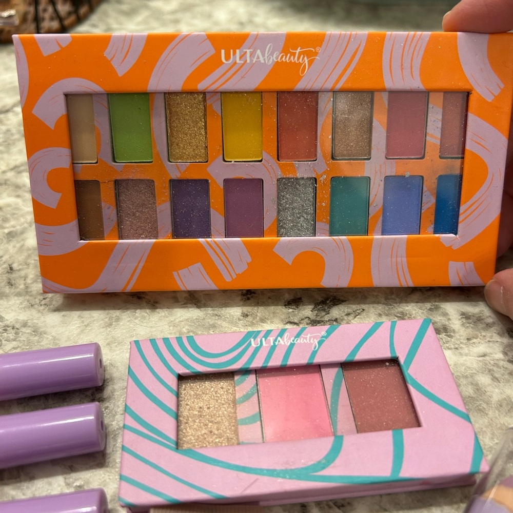 Ulta Beauty Gold and Purple Eyeshadow Palette